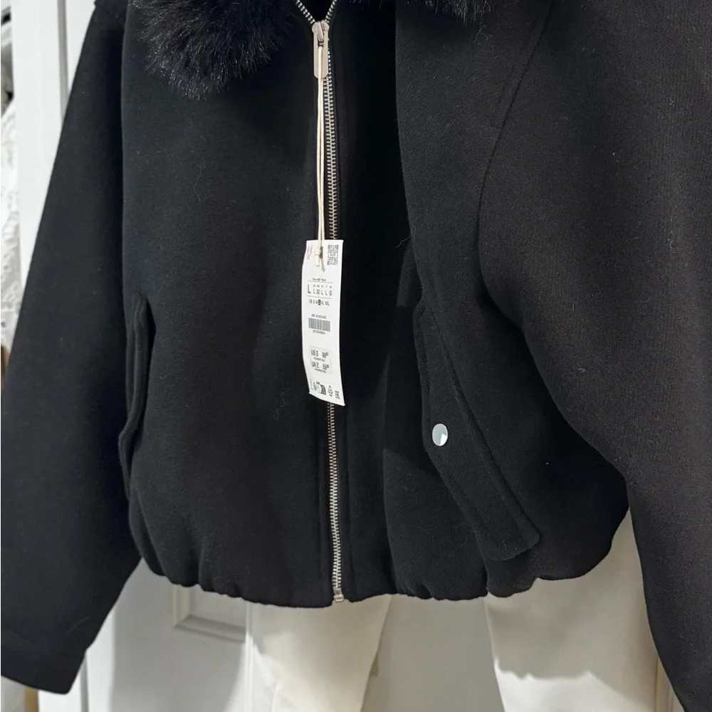 Zara Black Bomber Jacket with Faux-Fur Collar - Picture 8 of 9
